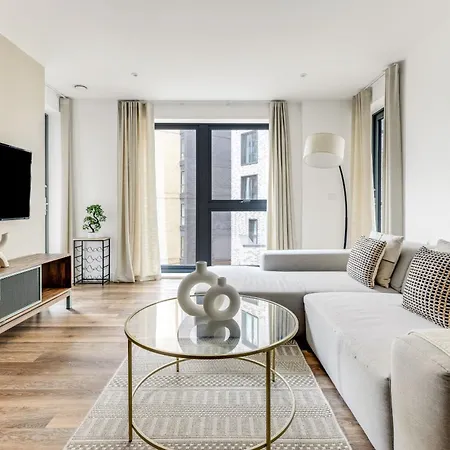 The Wandsworth Luxury Apartment
